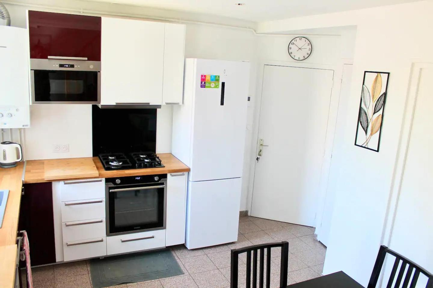 Apartamento Gheddachi Gentilly Exterior foto