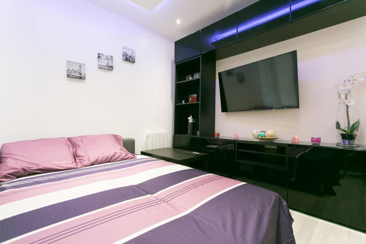 Apartamento Gheddachi Gentilly Exterior foto