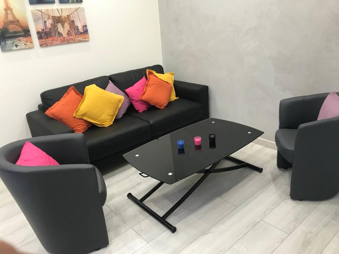 Apartamento Gheddachi Gentilly Exterior foto