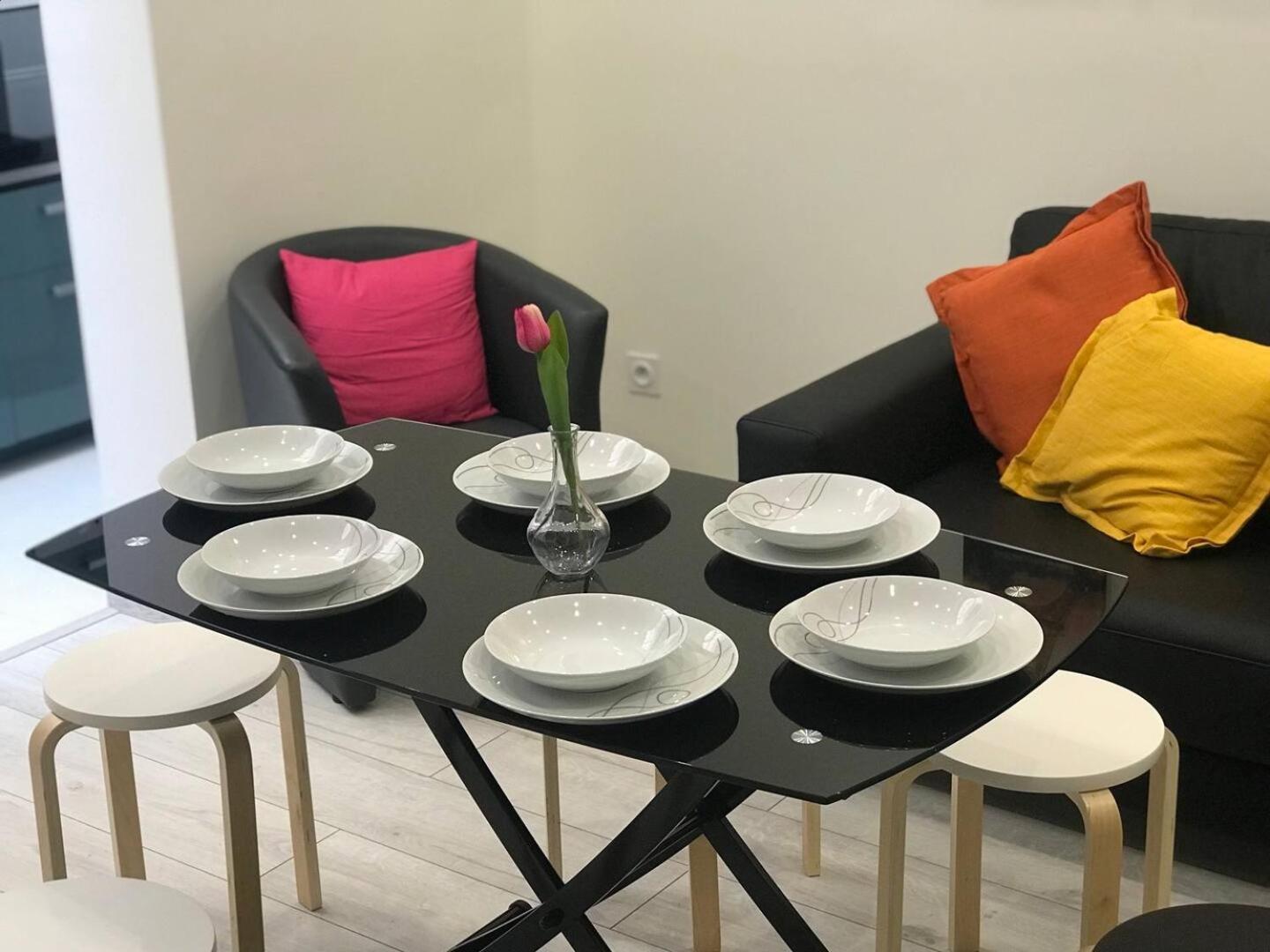 Apartamento Gheddachi Gentilly Exterior foto