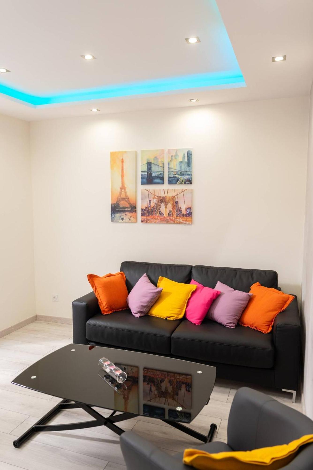 Apartamento Gheddachi Gentilly Exterior foto